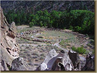 Hiking in Bandelier